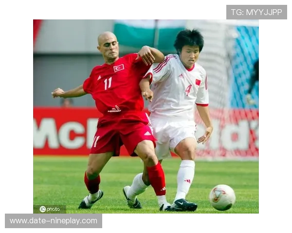 追忆那些经典瞬间 足球传奇球星的辉煌岁月与永恒足迹